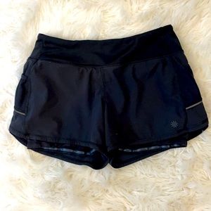 Athleta women’s shorts, black, small